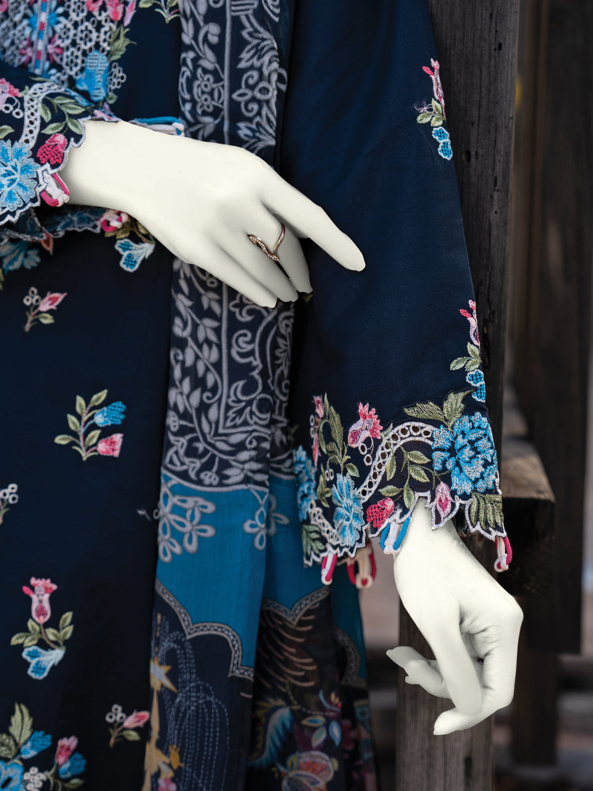 Lobelia | Unstitched