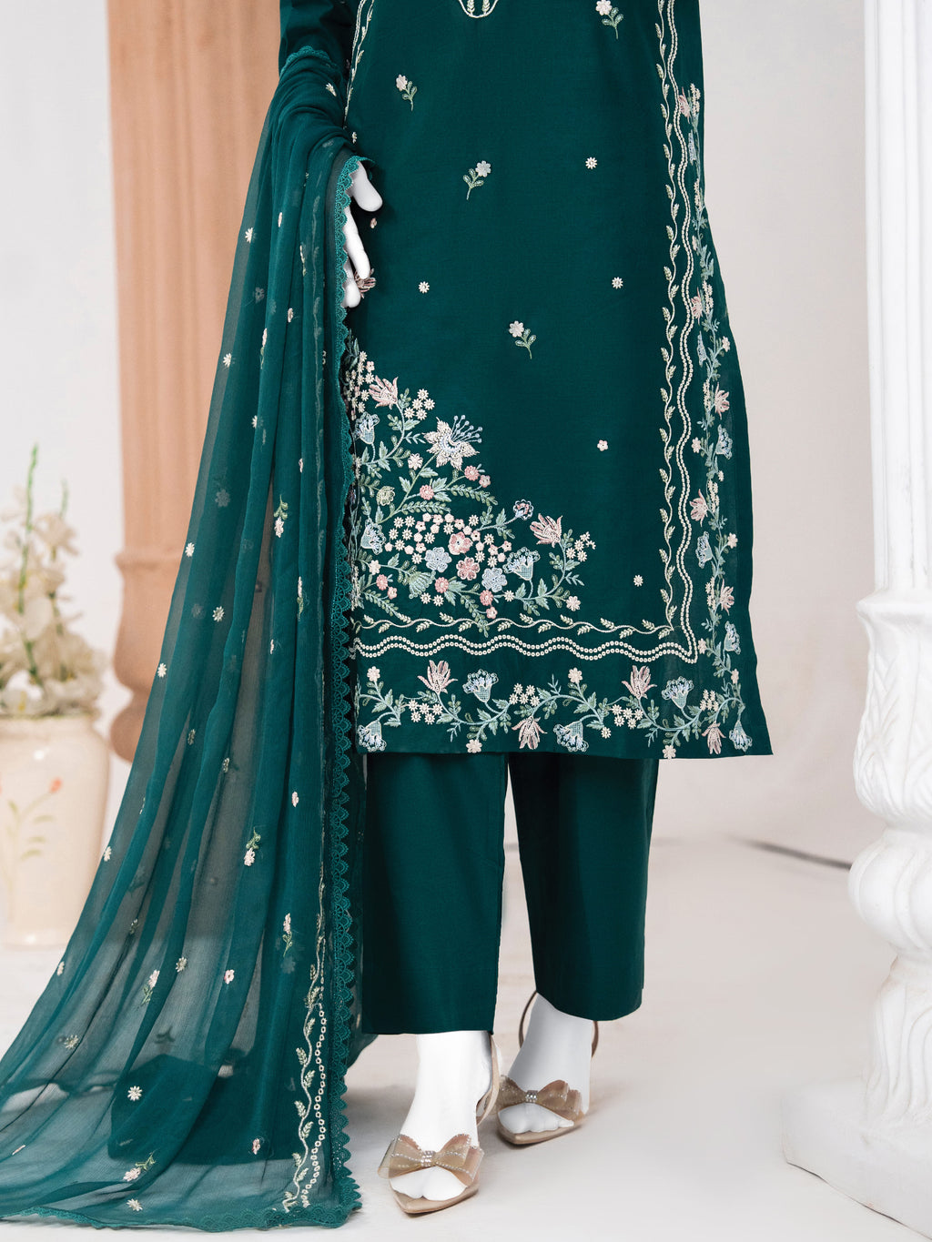 Embroidered Lawn | Stitched
